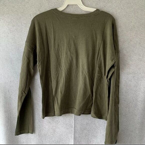 NWT Women's Notch Crop LS T-Shirt - Picture 3 of 4